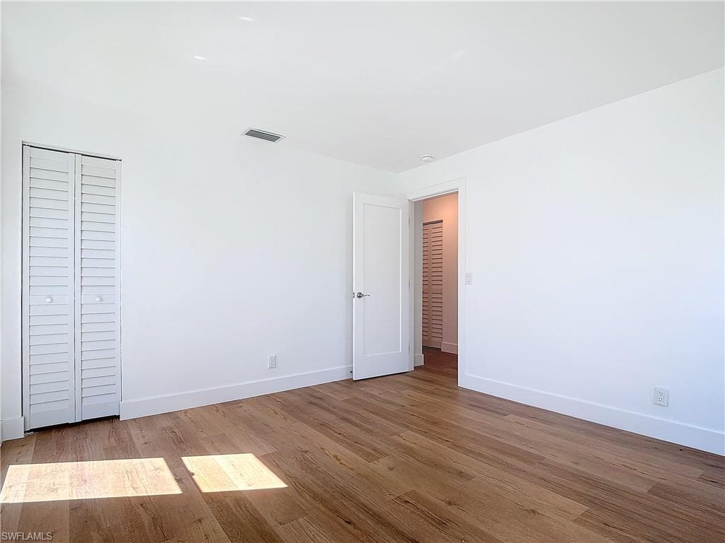 375 CARNABY CT # 54, NAPLES FL 34112-30