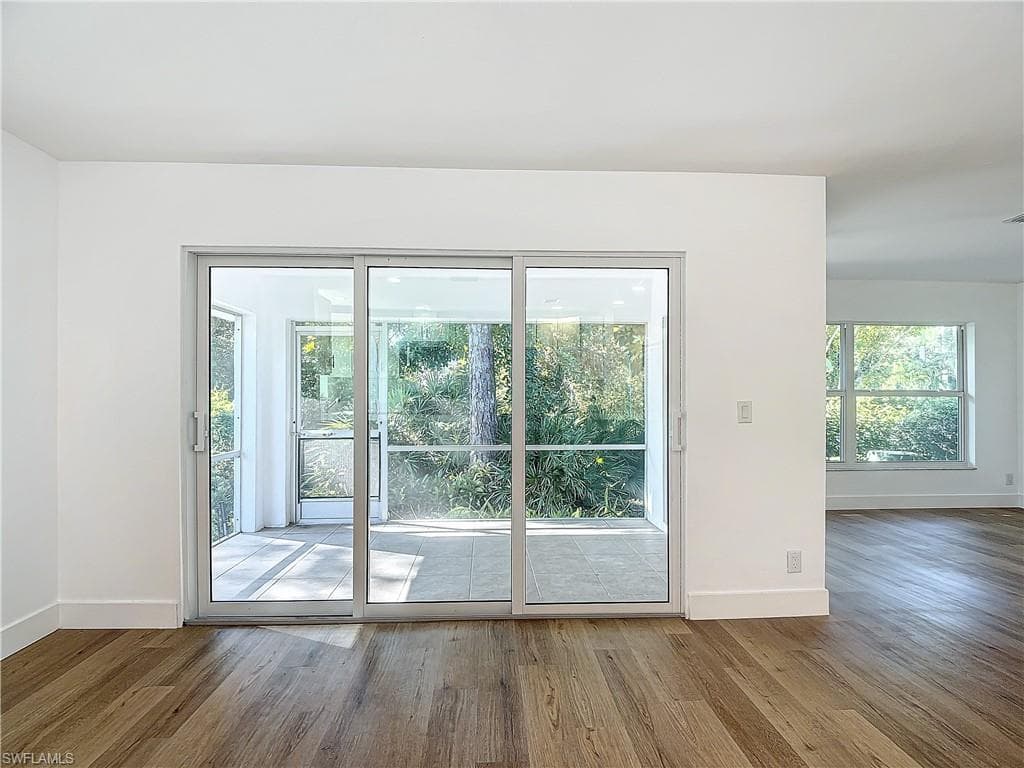 375 CARNABY CT # 54, NAPLES FL 34112-20