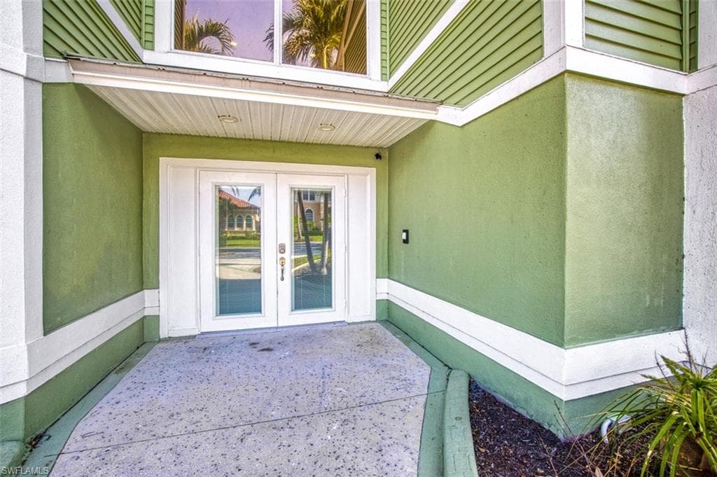 18141 Old Pelican Bay DR, FORT MYERS BEACH FL 33931-8