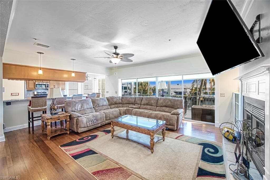18141 Old Pelican Bay DR, FORT MYERS BEACH FL 33931-10