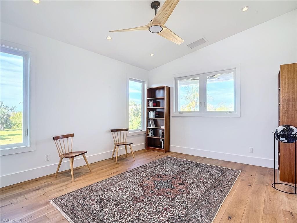 9345 Dimmick DR, SANIBEL FL 33957-15