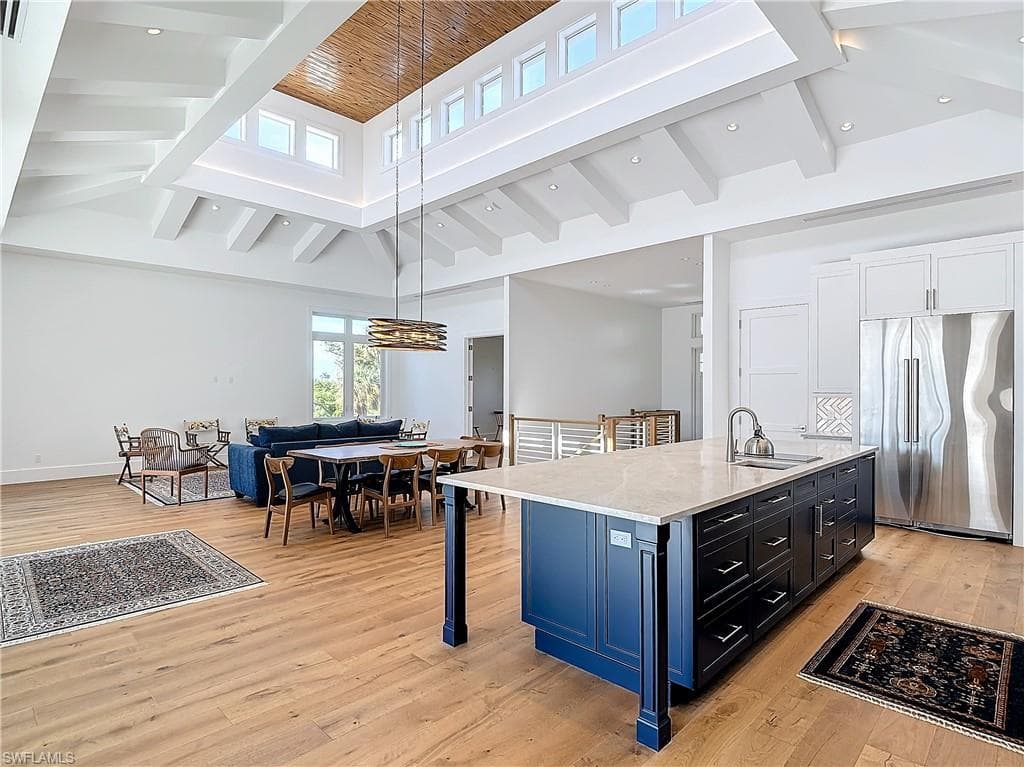 9345 Dimmick DR, SANIBEL FL 33957-6