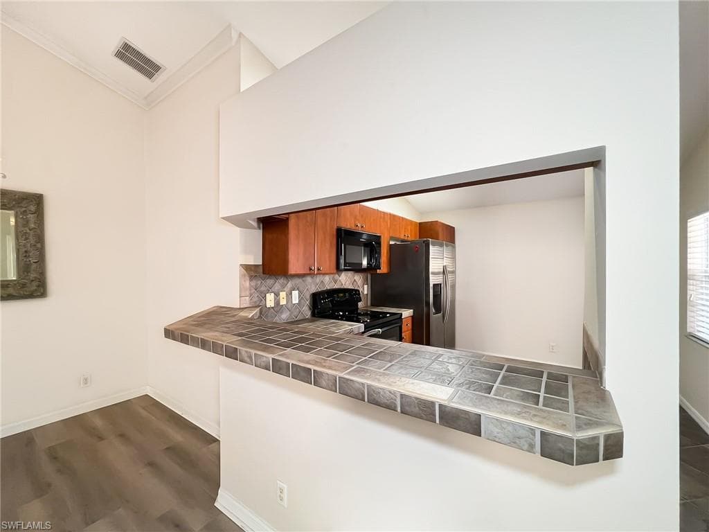 20013 Serene Meadow LN-11