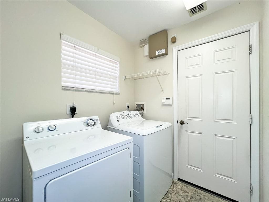 20013 Serene Meadow LN-24