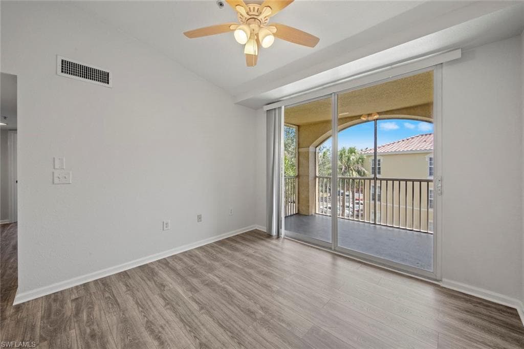 4105 Residence DR # 718, FORT MYERS FL 33901-11