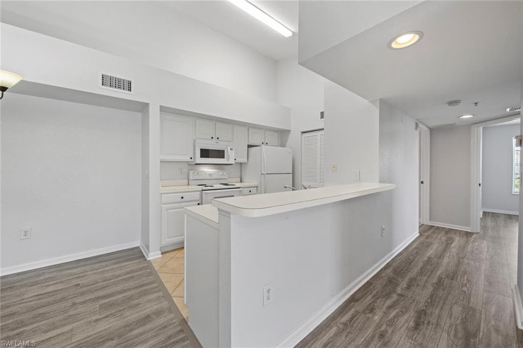 4105 Residence DR # 718, FORT MYERS FL 33901-3