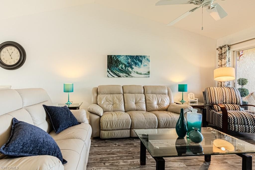 1850 W Crown Pointe BLVD # 202, NAPLES FL 34112-4