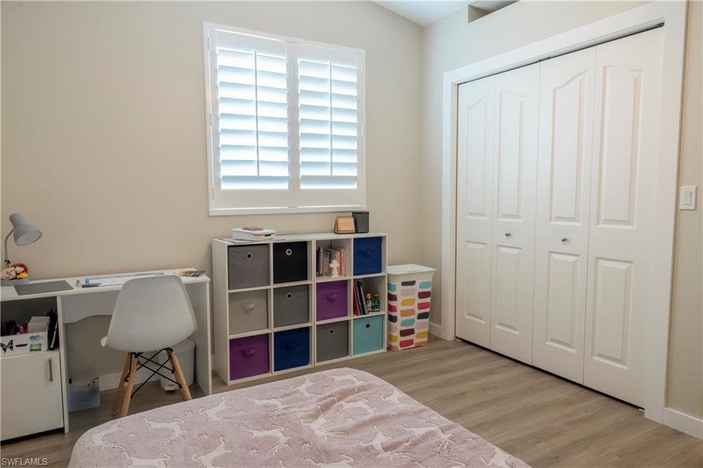 212 Sabal Lake DR, NAPLES FL 34104-21