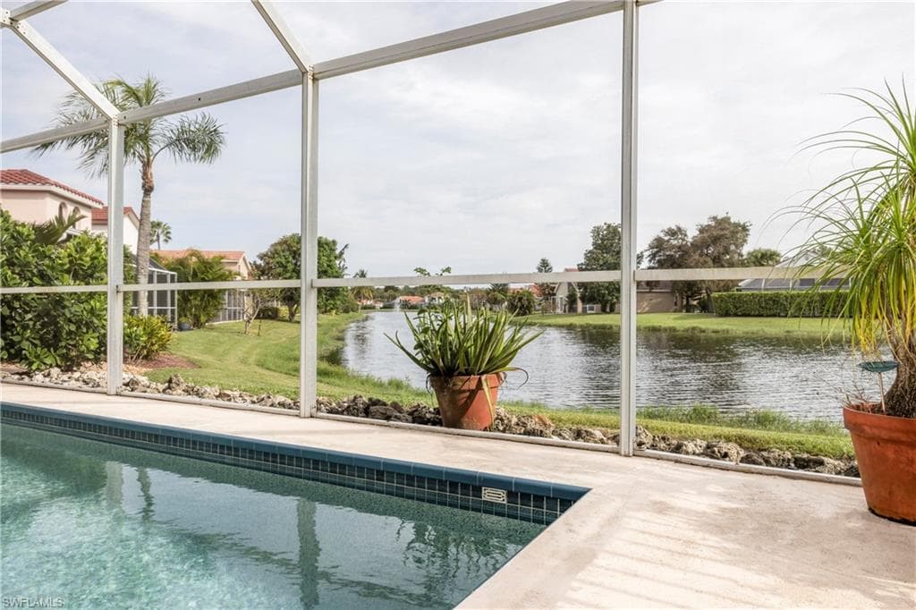 212 Sabal Lake DR, NAPLES FL 34104-23