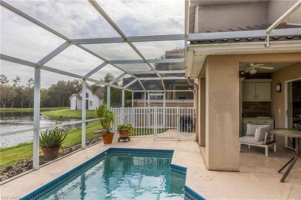 212 Sabal Lake DR, NAPLES FL 34104-24