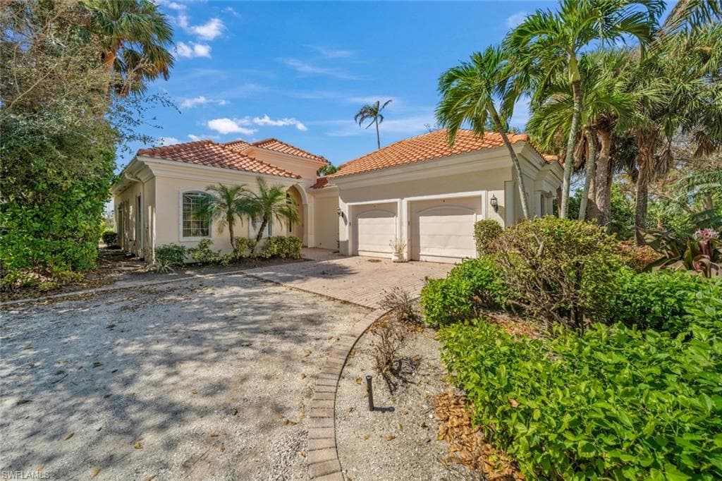 2755 Wulfert RD, SANIBEL FL 33957-2