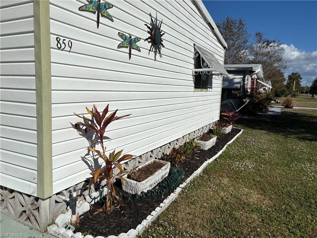 859 Manatee RD, NAPLES FL 34114-2