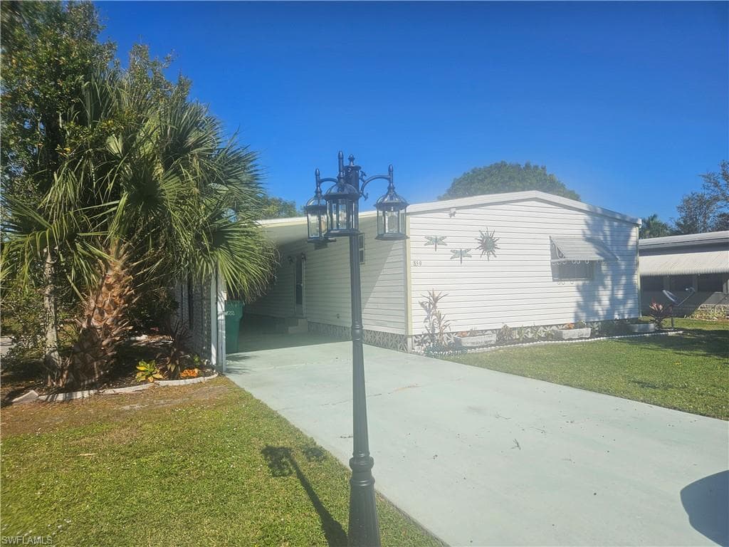 859 Manatee RD, NAPLES FL 34114-27