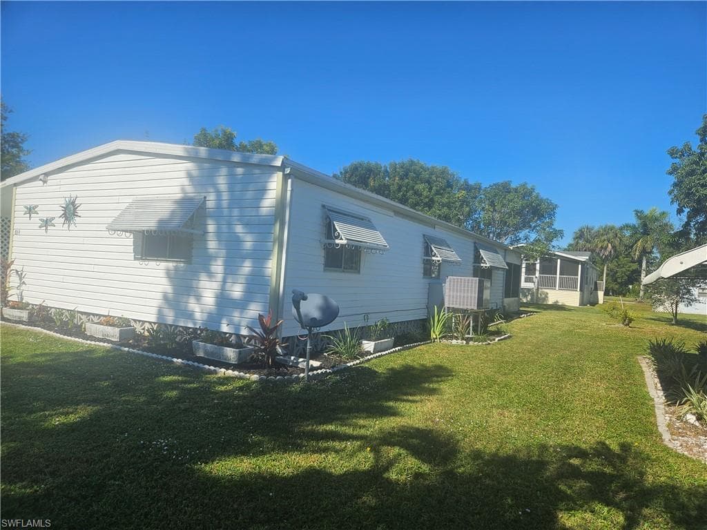 859 Manatee RD, NAPLES FL 34114-30