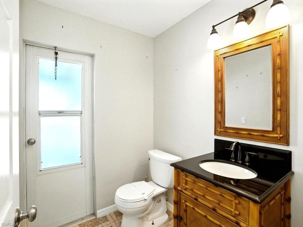 11802 Royal Tee CT, CAPE CORAL FL 33991-16