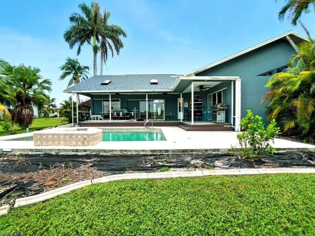 11802 Royal Tee CT, CAPE CORAL FL 33991-43