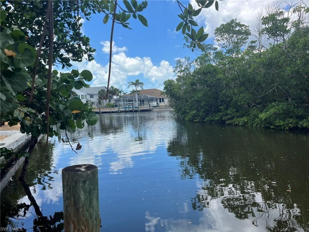 734 Anchor DR, SANIBEL FL 33957-3