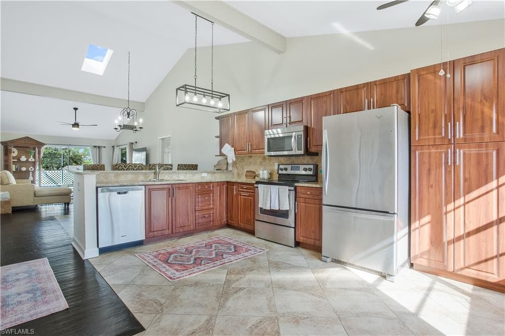 1039 Cardinal ST, NAPLES FL 34104-12