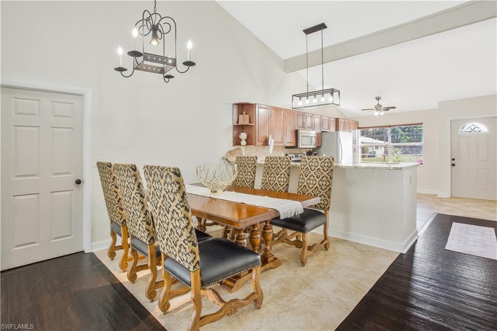 1039 Cardinal ST, NAPLES FL 34104-10