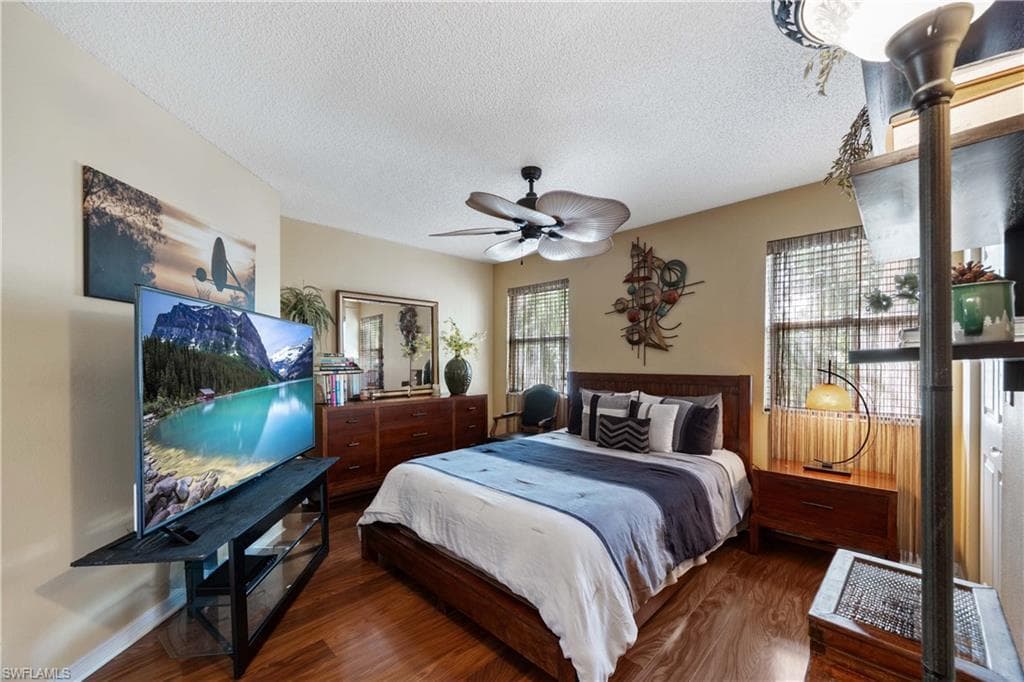 8870 Colonnades CT W # 328, BONITA SPRINGS FL 34135-15