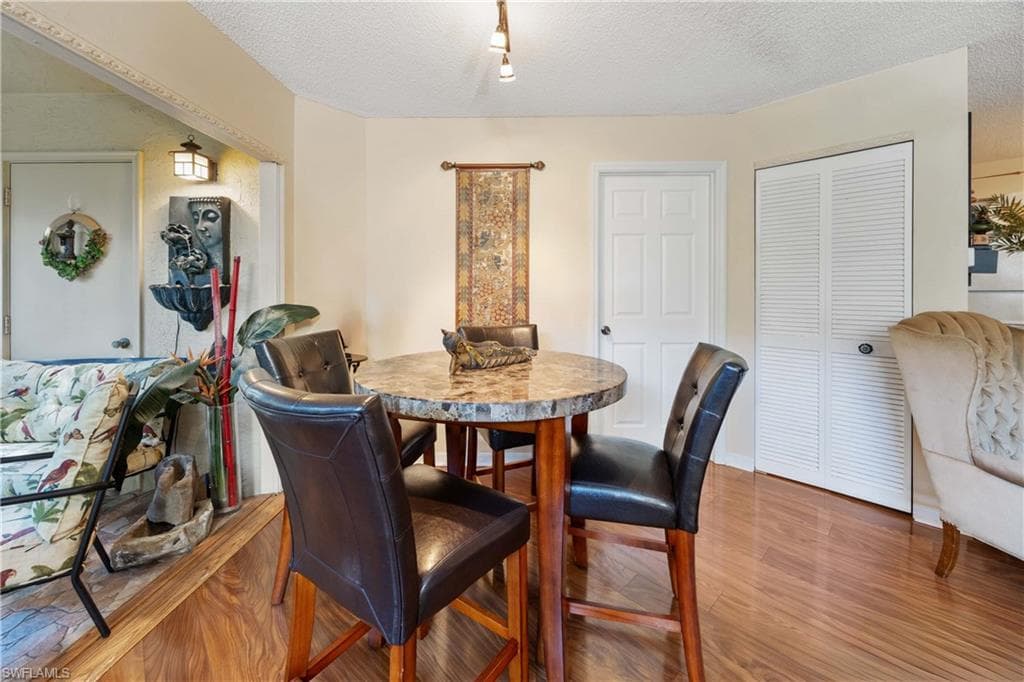 8870 Colonnades CT W # 328, BONITA SPRINGS FL 34135-11