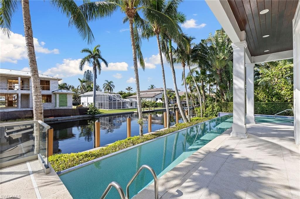 636 14th AVE S, NAPLES FL 34102-22