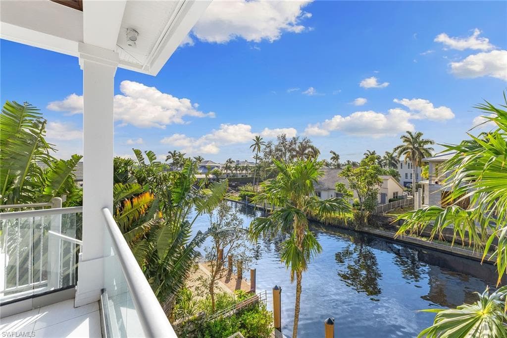 636 14th AVE S, NAPLES FL 34102-21