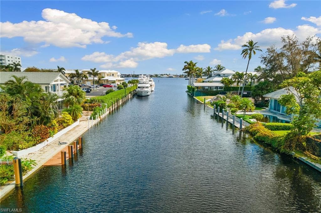 636 14th AVE S, NAPLES FL 34102-24