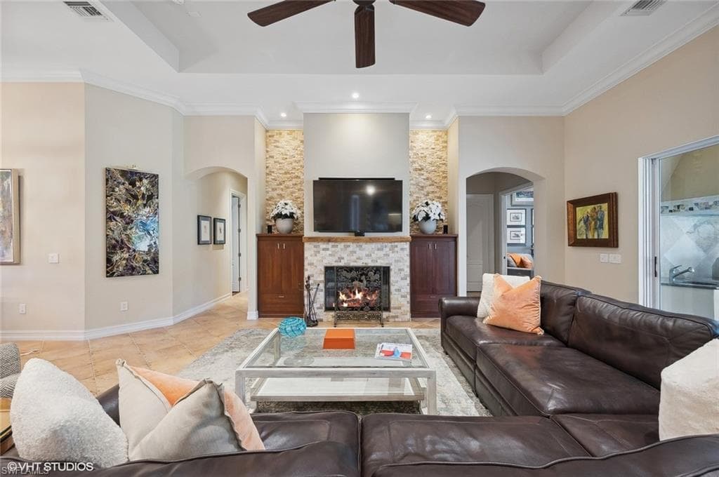 4908 Rustic Oaks CIR, NAPLES FL 34105-26