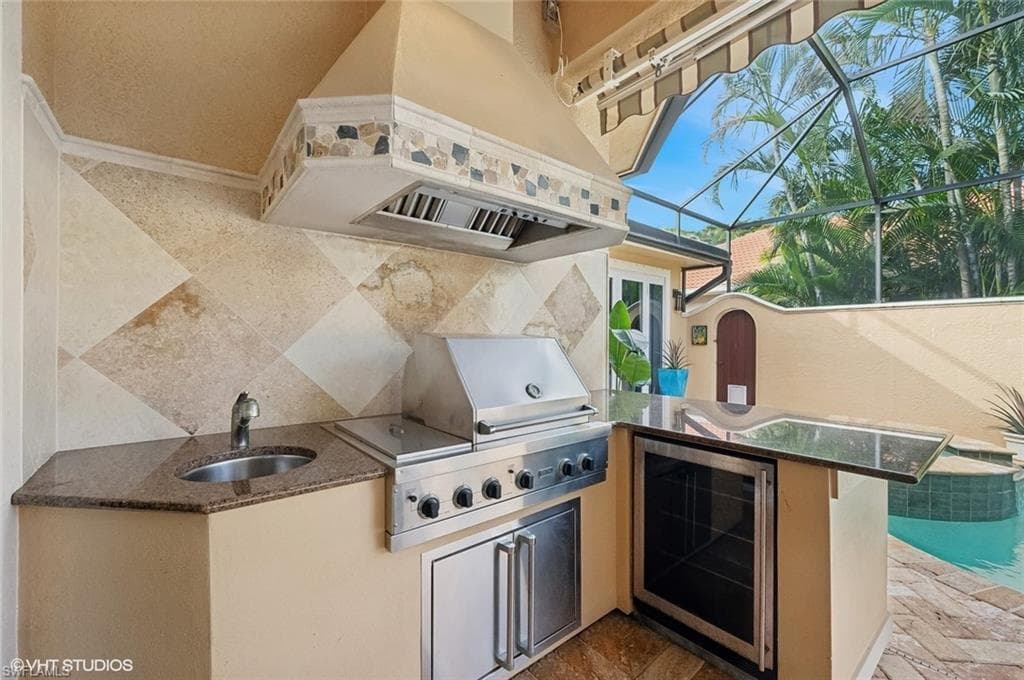 4908 Rustic Oaks CIR, NAPLES FL 34105-5