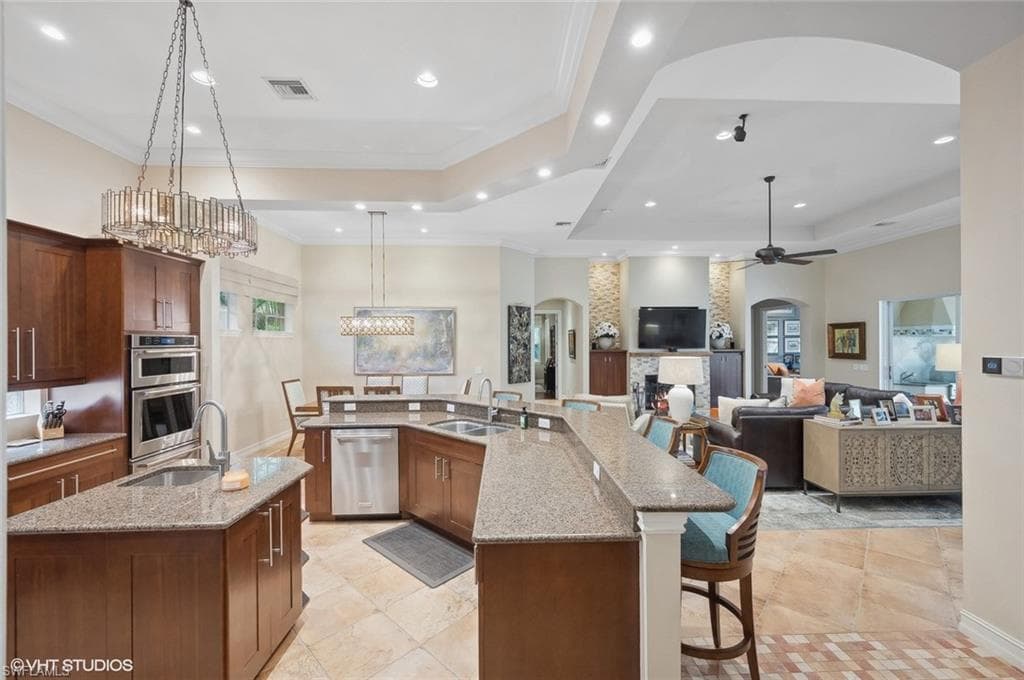 4908 Rustic Oaks CIR, NAPLES FL 34105-20