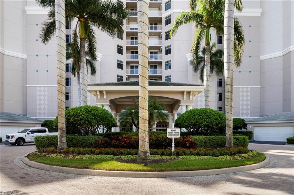 1001 Arbor Lake DR # 307, NAPLES FL 34110-22