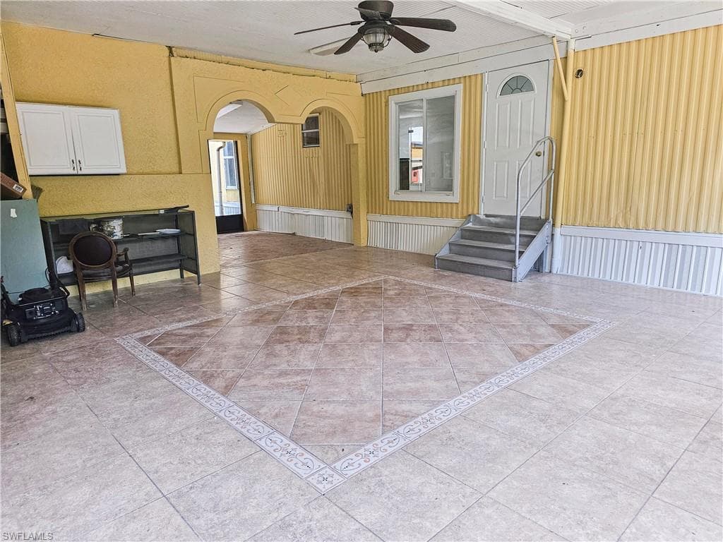 571 E Lincoln AVE, LABELLE FL 33935-15
