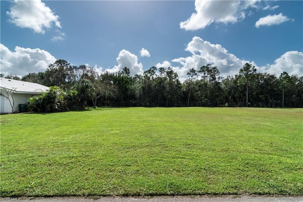 4085 SKYWAY DR LOT#33, NAPLES FL 34112-1