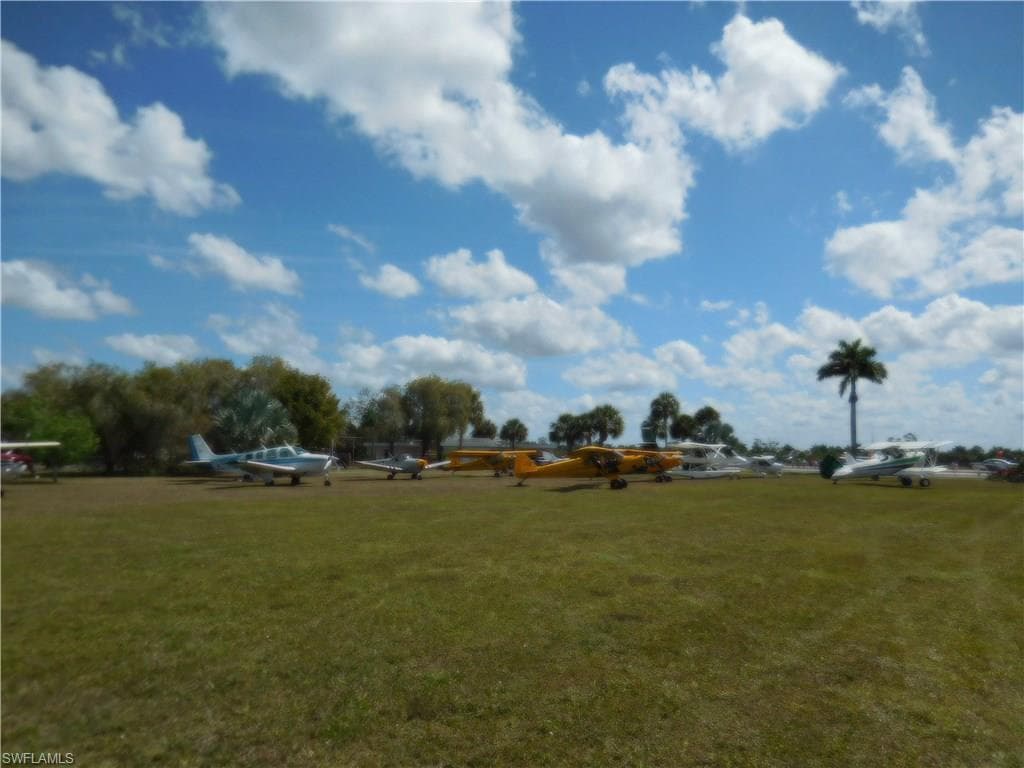 4085 SKYWAY DR LOT#33, NAPLES FL 34112-13