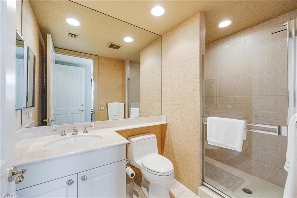 4875 Pelican Colony BLVD # 304, BONITA SPRINGS FL 34134-19