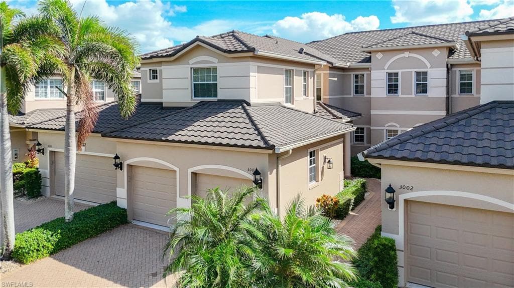 722 Regency Reserve CIR # 3001, NAPLES FL 34119-46