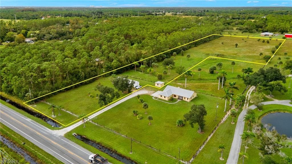 19651 State Road 31, NORTH FORT MYERS FL 33917-13
