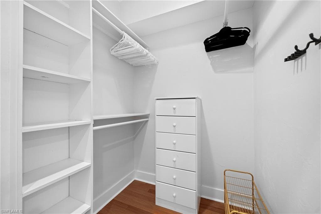 8139 Las Palmas WAY, NAPLES FL 34109-26