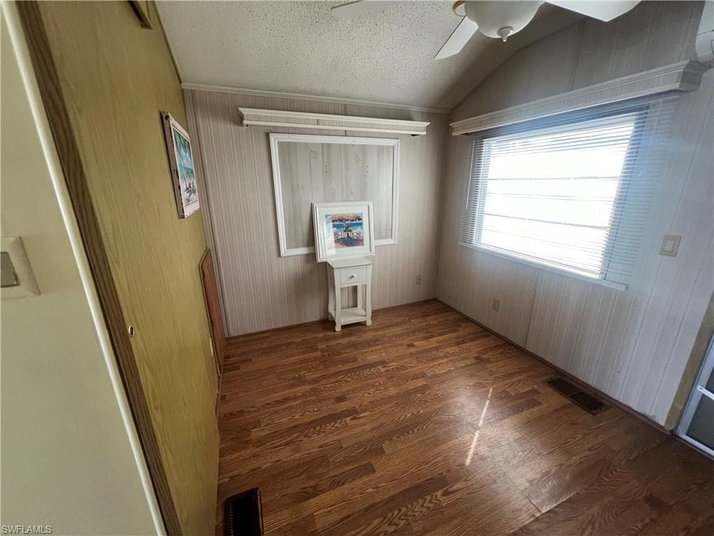 3241 Ott LN, BONITA SPRINGS FL 34134-6