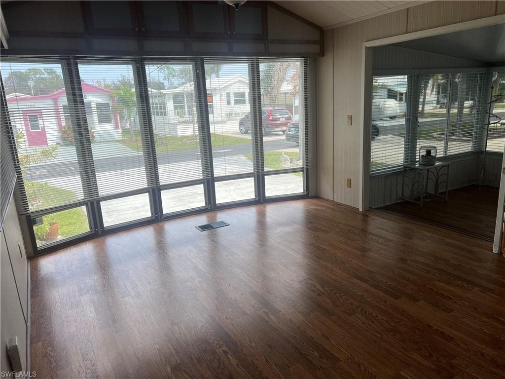 3241 Ott LN, BONITA SPRINGS FL 34134-4