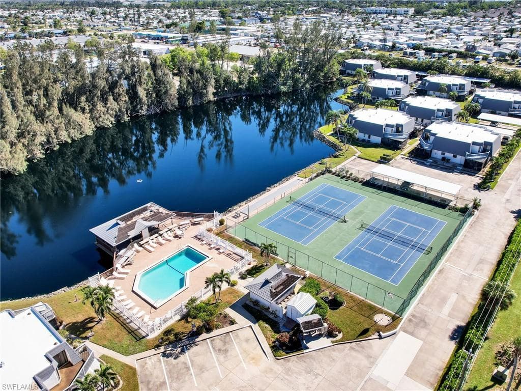 16041 Amberwood Lake CT # 4, FORT MYERS FL 33908-32