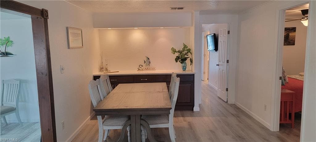 4705 Fiji LN, BONITA SPRINGS FL 34134-9