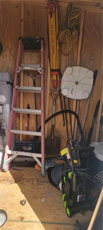 4705 Fiji LN, BONITA SPRINGS FL 34134-36