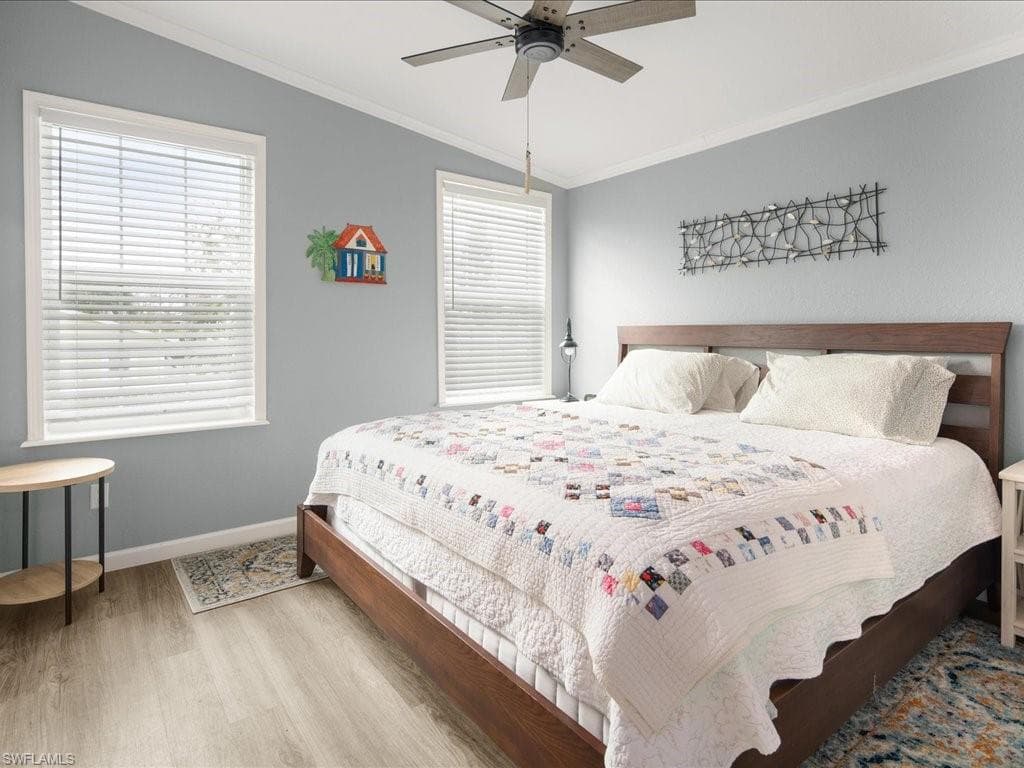 340 Pear Tree AVE, GOODLAND FL 34140-21