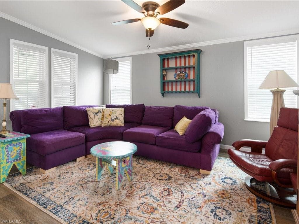 340 Pear Tree AVE, GOODLAND FL 34140-19