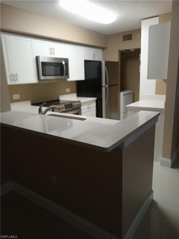 8861 Colonnades CT W # 216, BONITA SPRINGS FL 34135-3