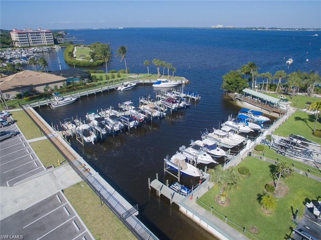 11674 Pointe Circle DR, FORT MYERS FL 33908-36