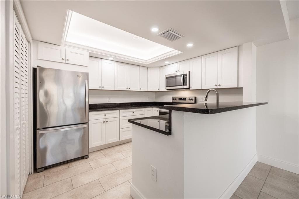 11674 Pointe Circle DR, FORT MYERS FL 33908-10