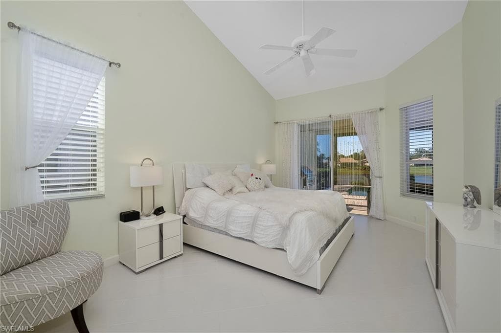 28450 Rochester CT, BONITA SPRINGS FL 34135-12